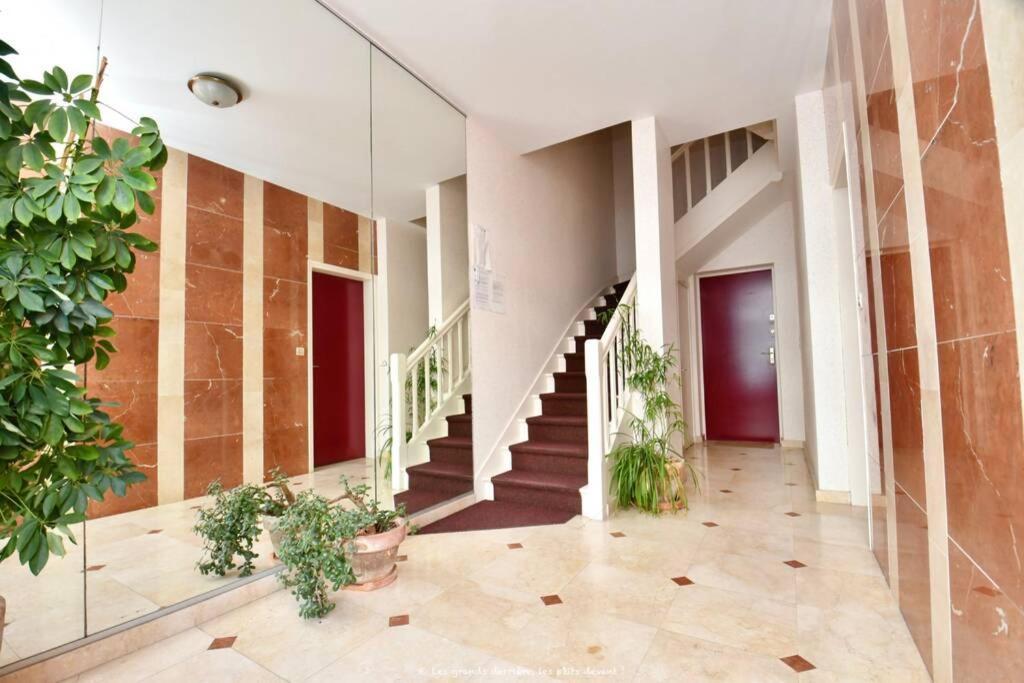 La Mezzanine Apt 5 Pers Classe 3 Etoiles, Royan- Centre 300 M Plage Foncillon Buitenkant foto